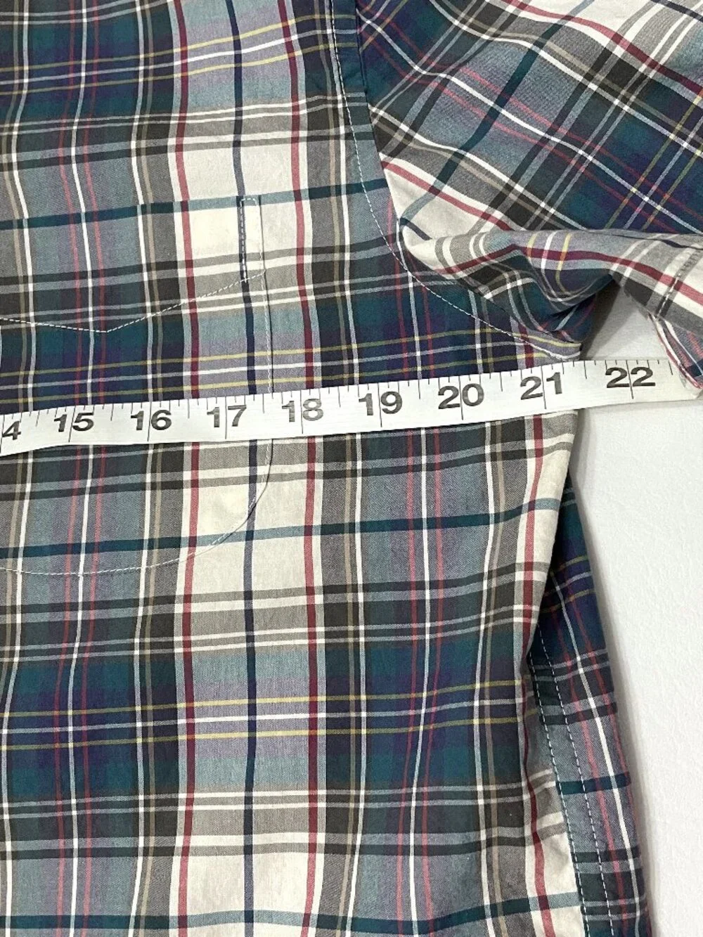 J.Crew Shirt Men's Medium 100% Cotton Plaid Short Sleeve Button Down Classic